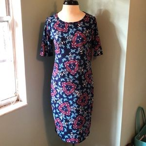 Gorgeous Medium Lularoe Julia NWT